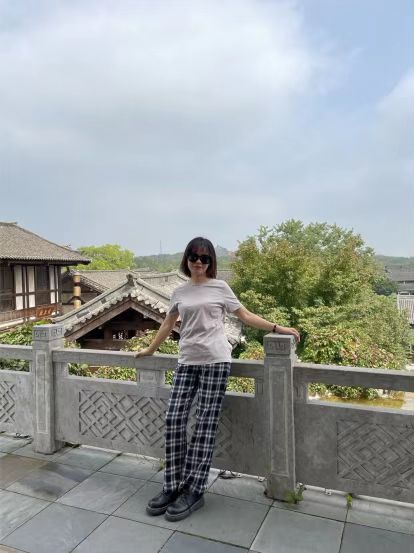 1666605569643352.jpg 1e893e657bc0024da198eb337f46843.jpg