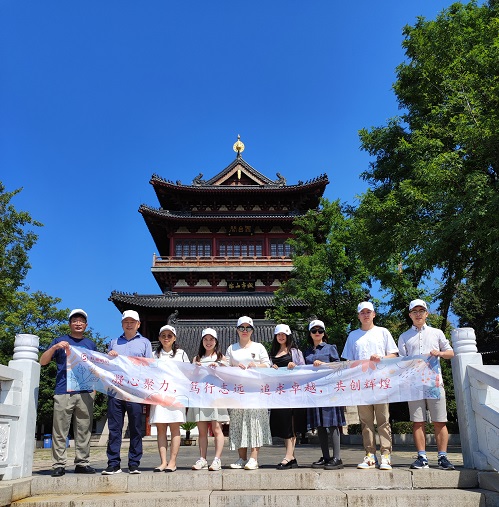 1666746672855871.jpg 西津渡合影.jpg